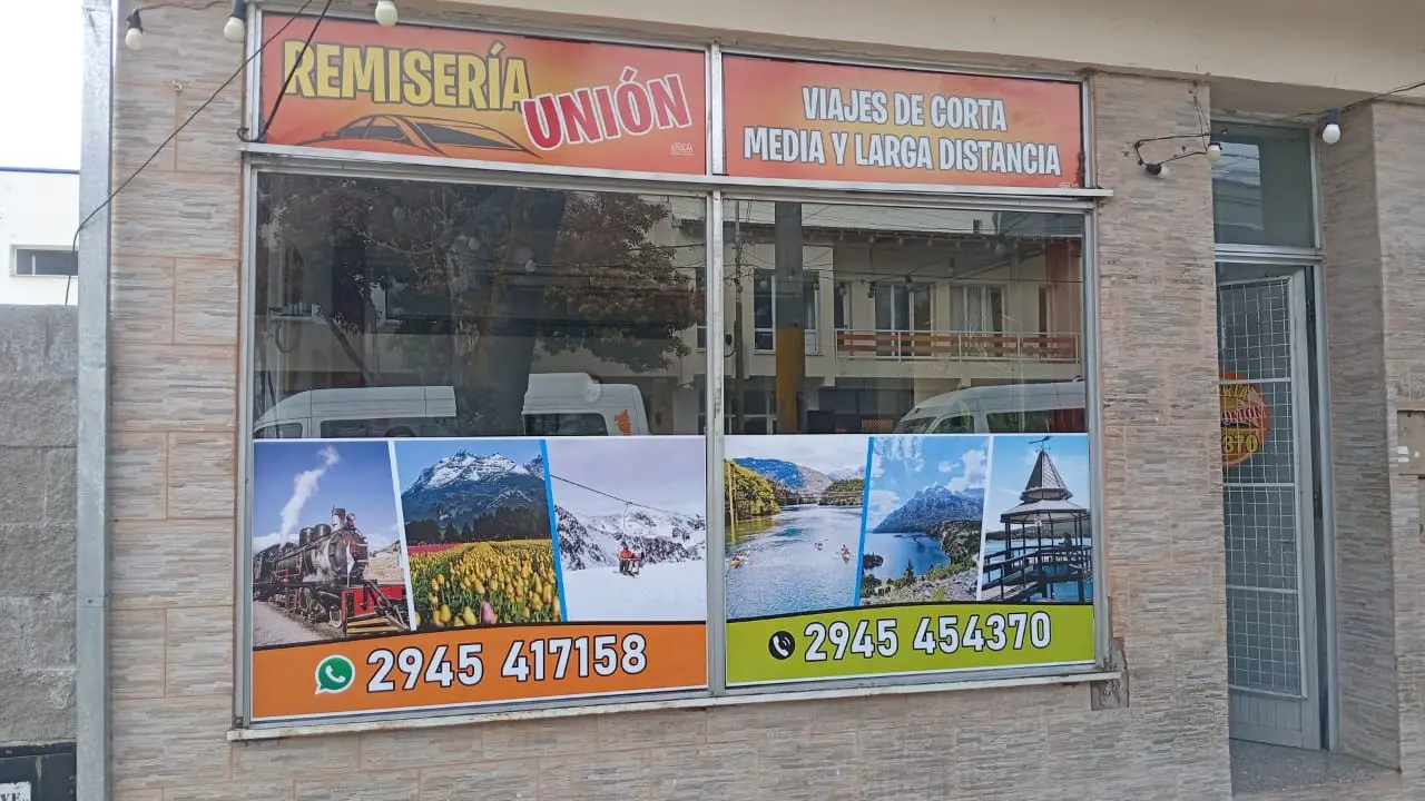 Frente del local de Remis Unión en San Martín 968